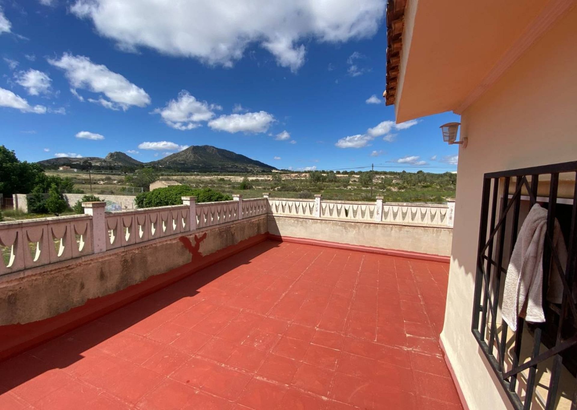 Landelijke woning Sax Alicante binnenland Spanje
