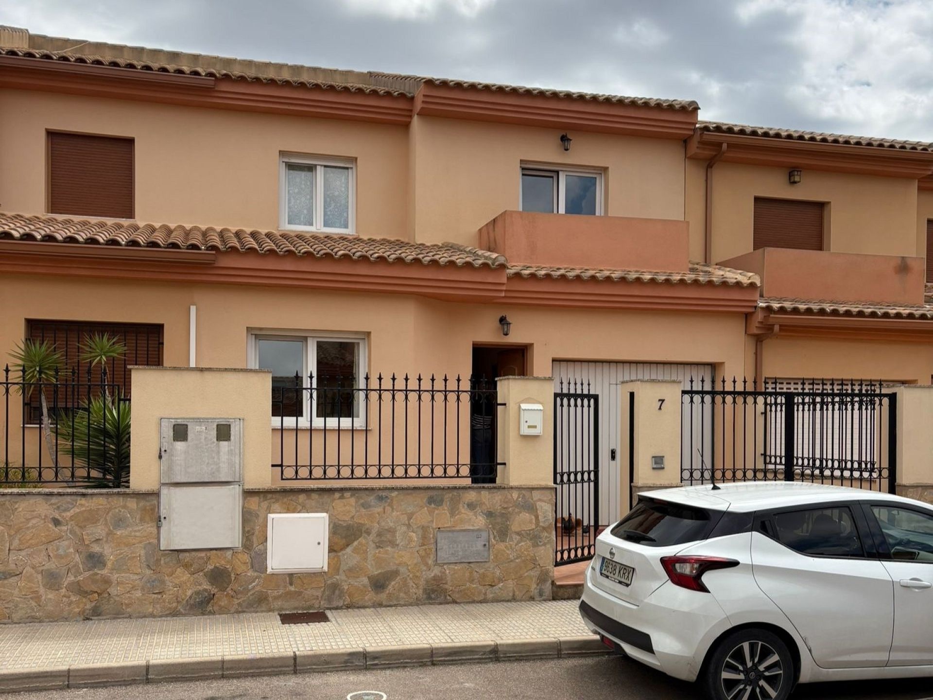Townhouse Pinoso Alicante inland Spain