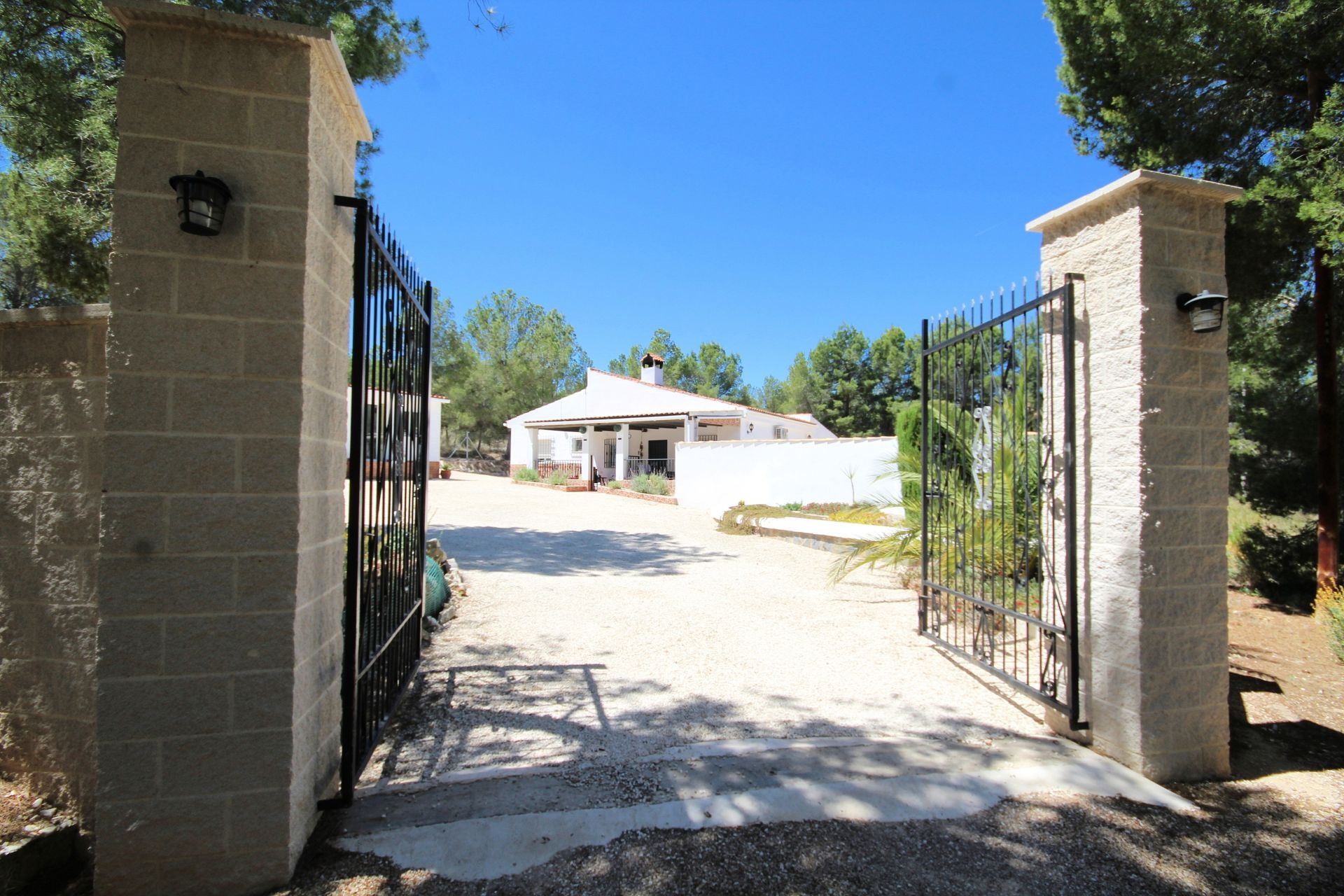 Detached Villa in Sax